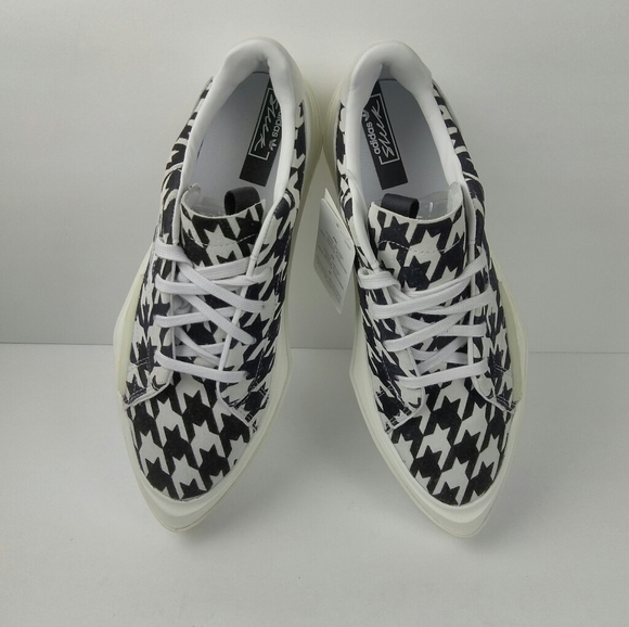 New Adidas Houndstooth HyperSleek Sneakers - Picture 4 of 6
